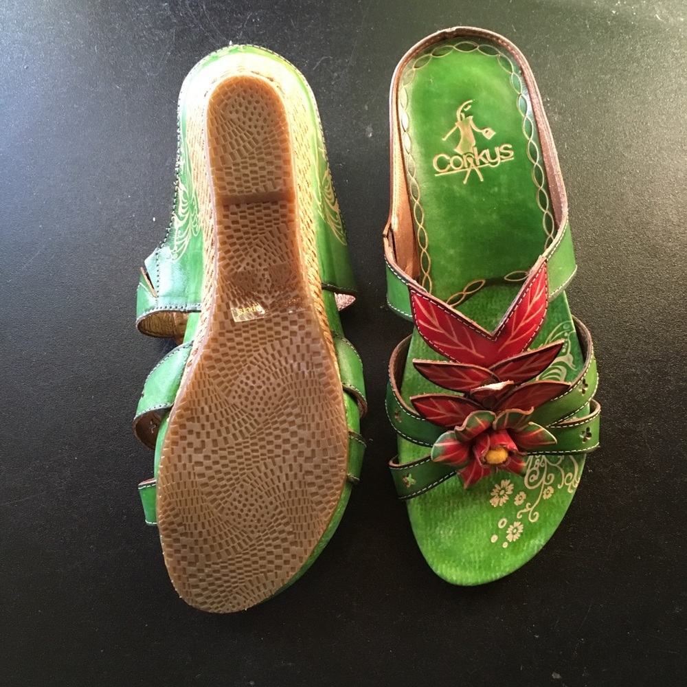 Corkys Slip On Shoes - Picture 4 of 8